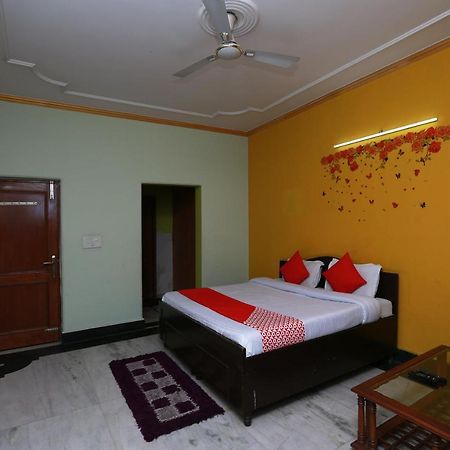 Oyo 11752 Hotel Sun Palace Residency Indirapuram Exteriör bild