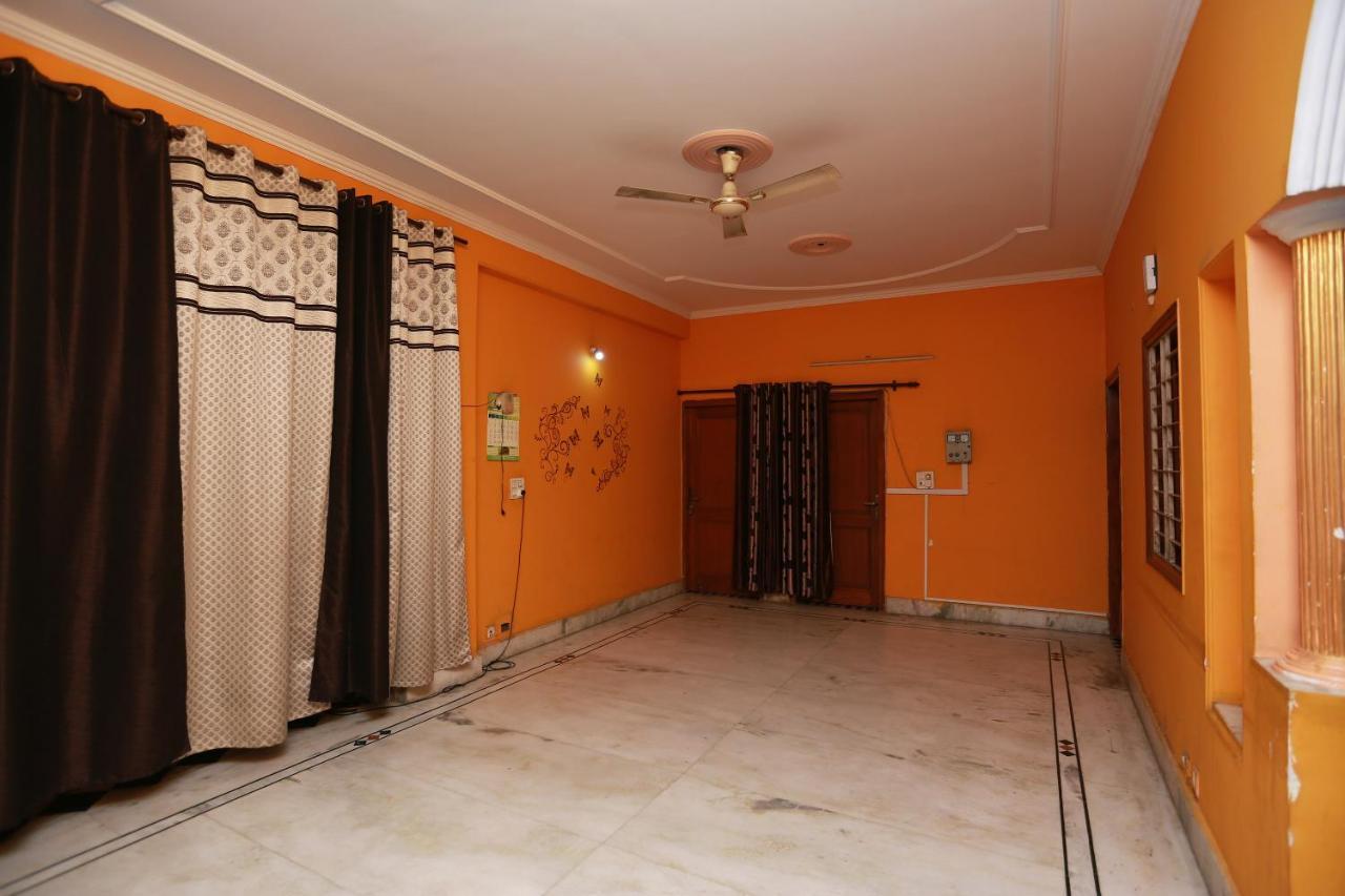 Oyo 11752 Hotel Sun Palace Residency Indirapuram Exteriör bild