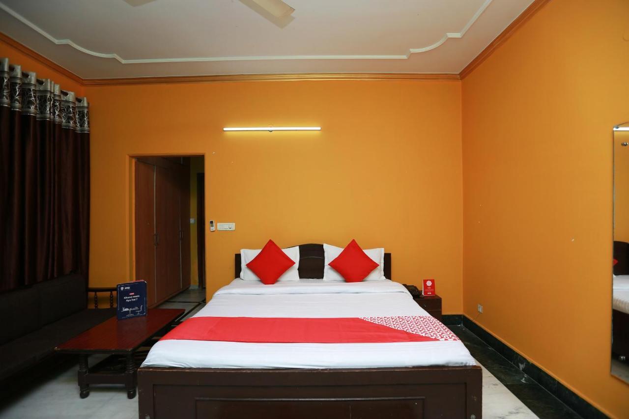 Oyo 11752 Hotel Sun Palace Residency Indirapuram Exteriör bild