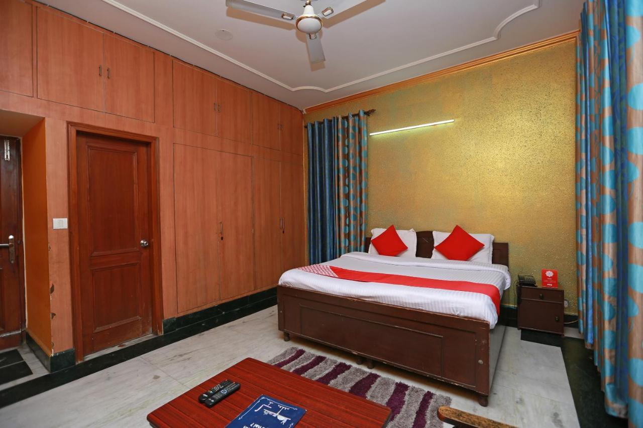 Oyo 11752 Hotel Sun Palace Residency Indirapuram Exteriör bild